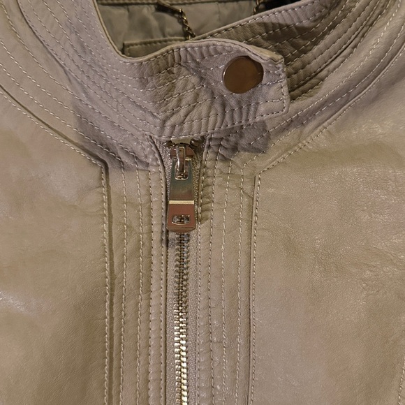 Vegan Leather Moto Fitted Jacket Women's Grey - Picture 9 of 10